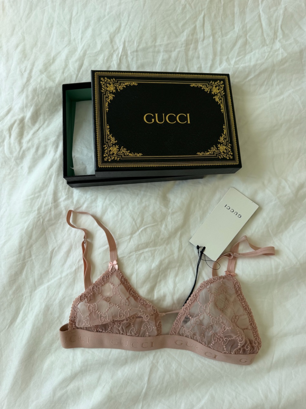Gucci Dusty Pink Lace Underwire Bra with Signature Motif